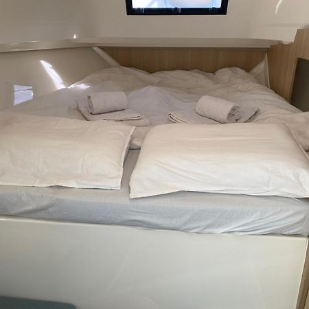 Koolhouse Boat Hotel Vila Nova de Foz Coa Buitenkant foto